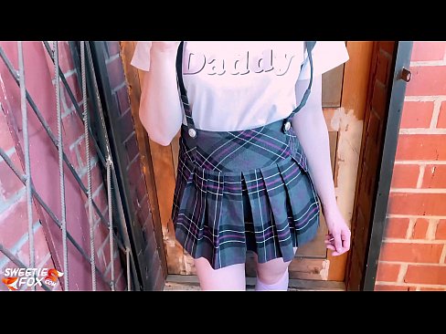 ❤️ Schoolgirl Sucks a dick gu domhainn agus fucks an àite clasaichean. Porn anal  aig gd.tube-sexer-com.ru ﹏